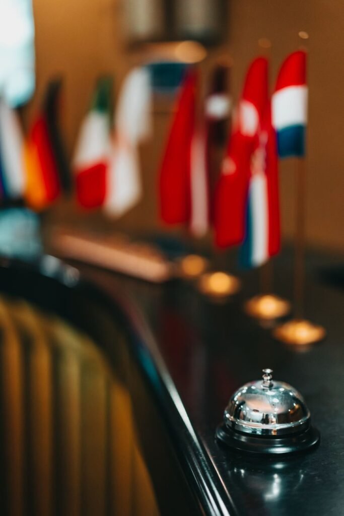 How Boutique Hotels Automate Guest Messaging 24/7 cover 3472