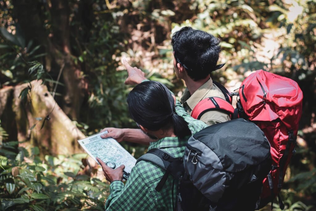 Wayanad's Best Trekking Guides: How to Choose One Safely cover 4438